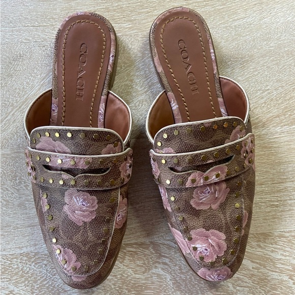 Coach Brown Tan Pink Fiona Floral Loafer Slip On Gold Studded Leather Mules 6 - Picture 1 of 12